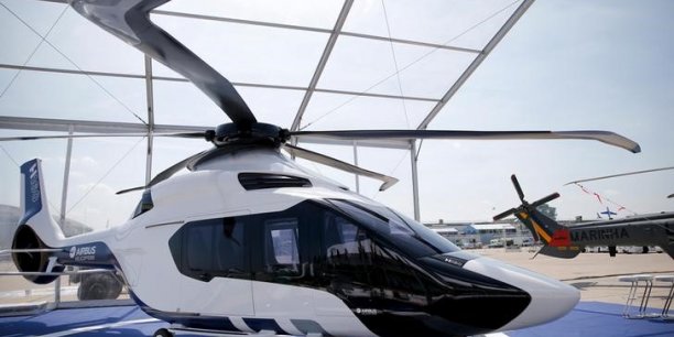 Voici l'hélicoptère du futur : plus sobre, doté du stop-and-start et  d'écrans tactiles !